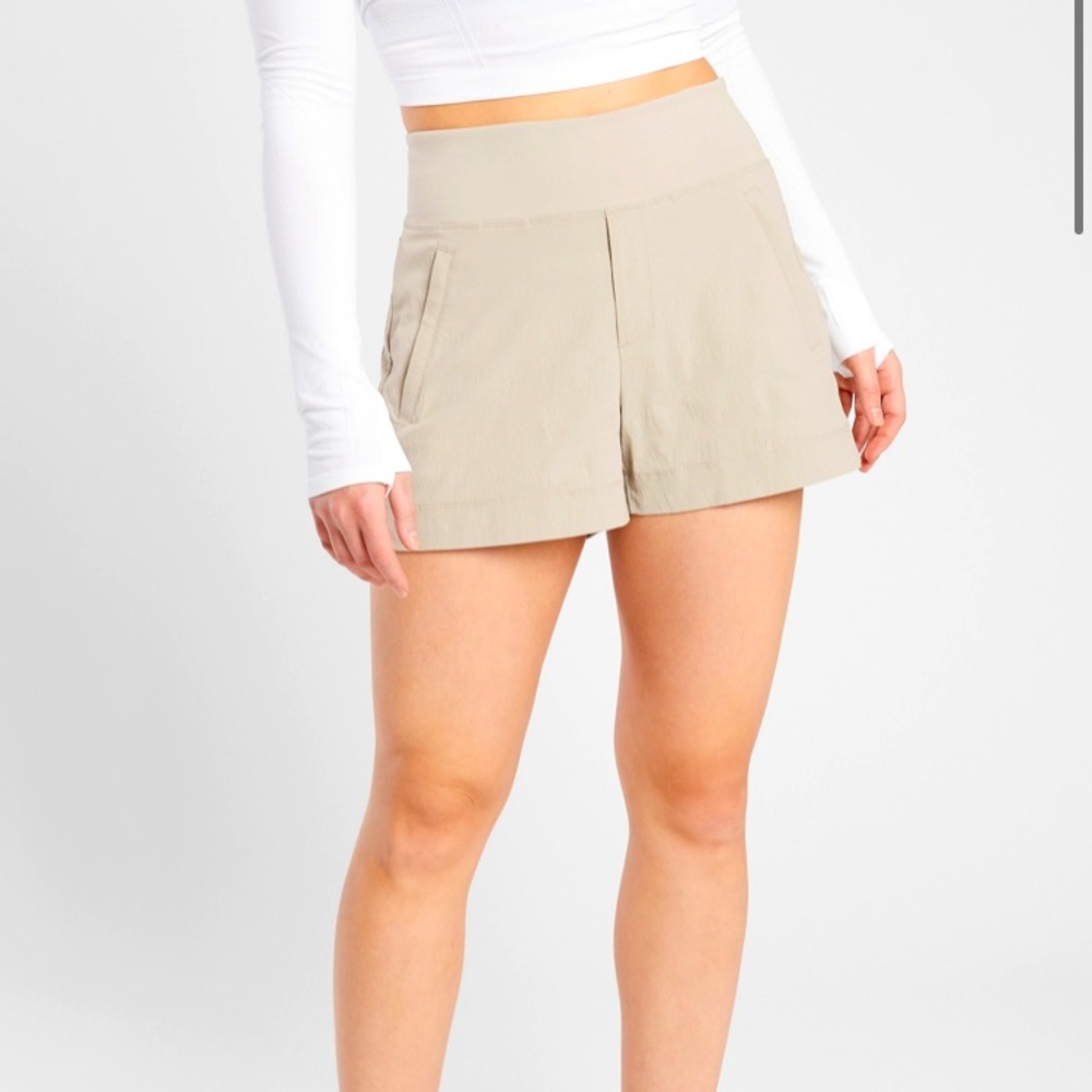 Athleta Trekkie North Shorts - Size 4 - Ecru (tan) - like new